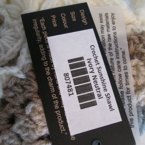 🌞 Sunshine Shawl by Saachi Hand Crocheted Elegance from India - Picture 12 of 14